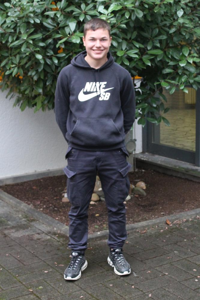 Tom kk